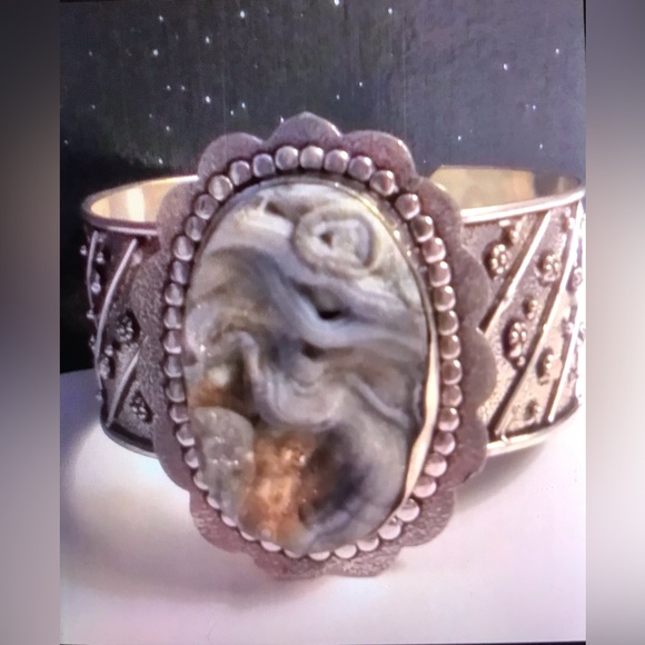 Stunning 925 Sterling Silver Cuff Bracelet